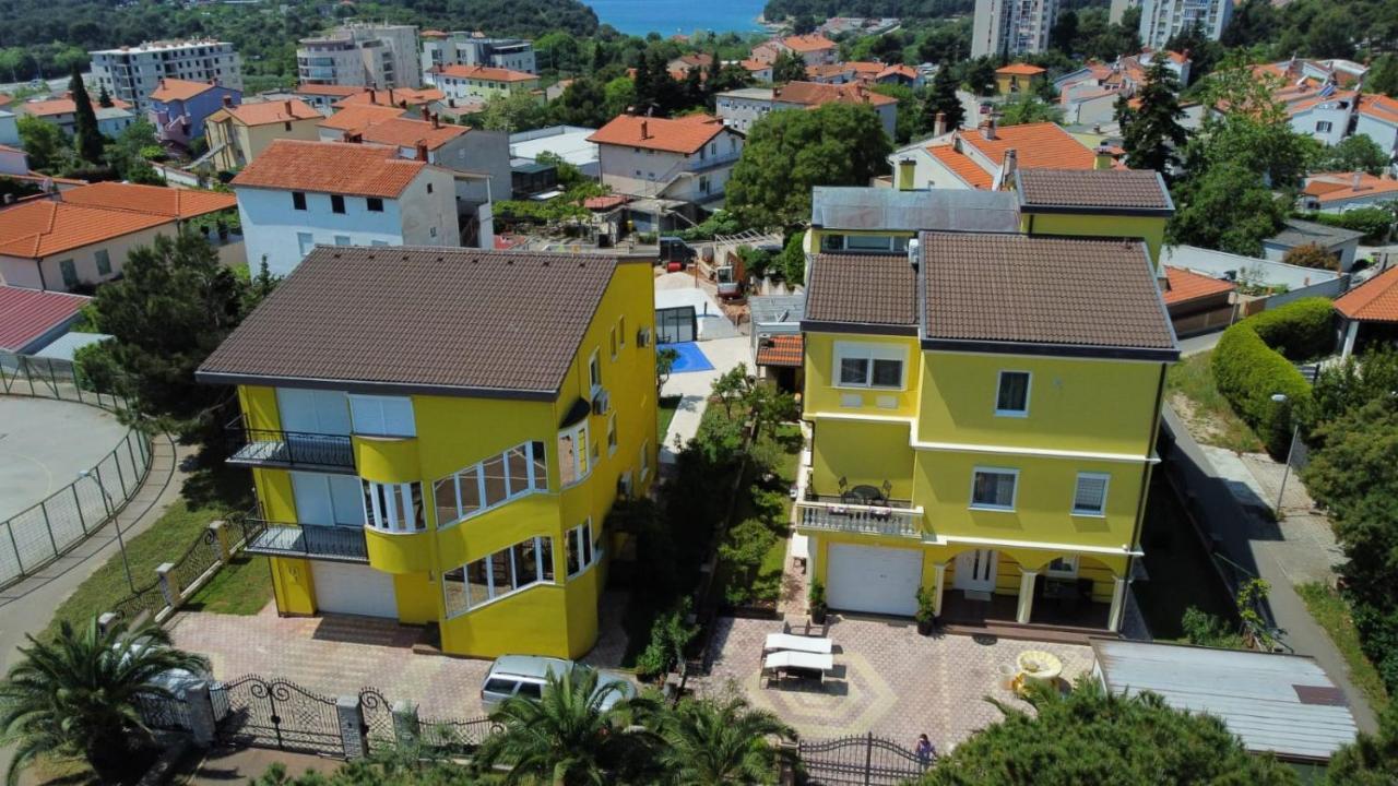 Apartment Mery Pula Extérieur photo